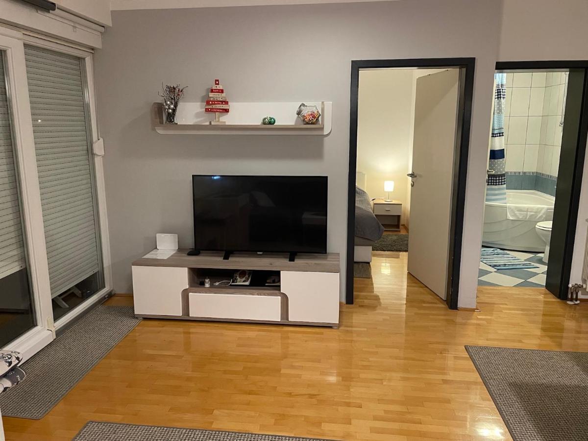 Apartman Luna Near Zagreb Airport Velika Gorica Exterior photo